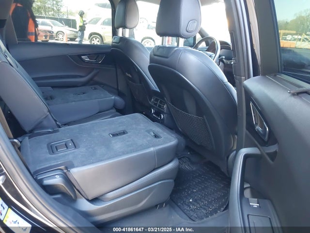 WA1VAAF77HD031953 Audi Q7 3.0t Premium