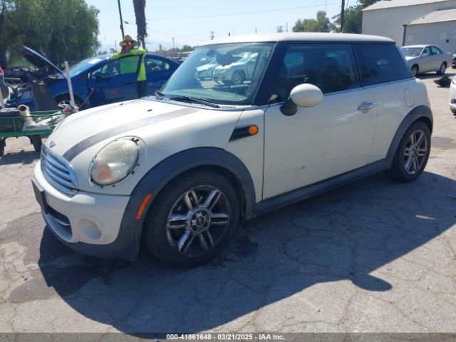 2011 MINI COOPER WMWSU3C53BTX97140 Photo 1