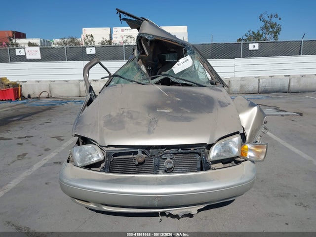 Продаж на аукціоні авто 2000 Toyota Sienna Xle, vin: 4T3ZF13CXYU318510, номер лоту: 41861668