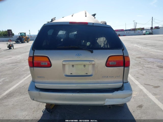 Продаж на аукціоні авто 2000 Toyota Sienna Xle, vin: 4T3ZF13CXYU318510, номер лоту: 41861668