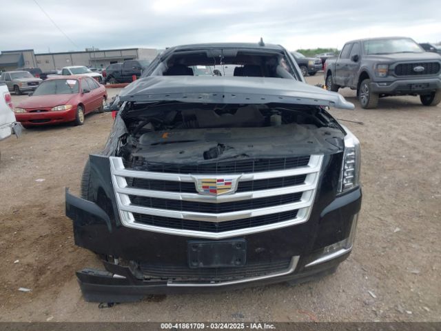 1GYS4BKJ8HR263059 Cadillac Escalade Luxury