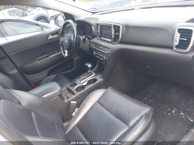 KNDPN3AC1H7160188 KIA Sportage Ex
