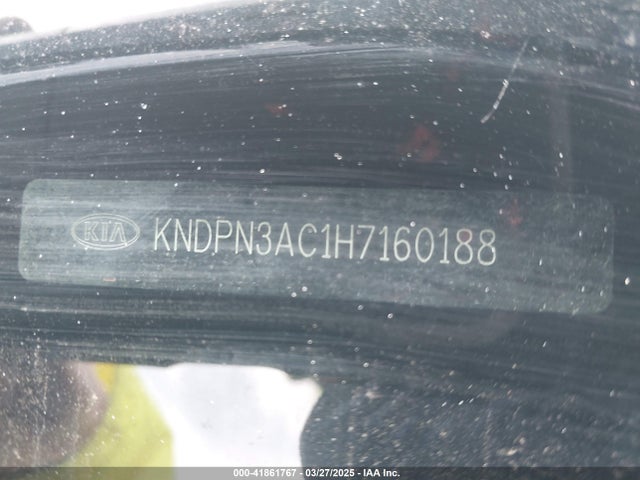 KNDPN3AC1H7160188 KIA Sportage Ex