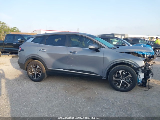 5XYK33DF7RG215608 KIA Sportage Ex