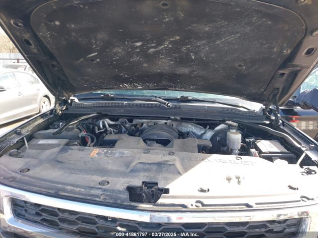 1GNSKBKC8JR160847 Chevrolet Tahoe Lt