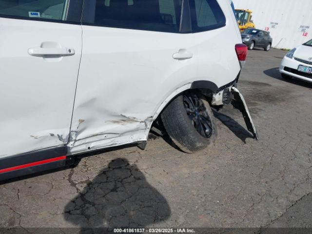 JF2SKAPC6KH424538 Subaru Forester Sport