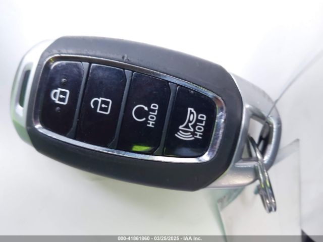 KMHRC8A31NU183510 Hyundai Venue Limited