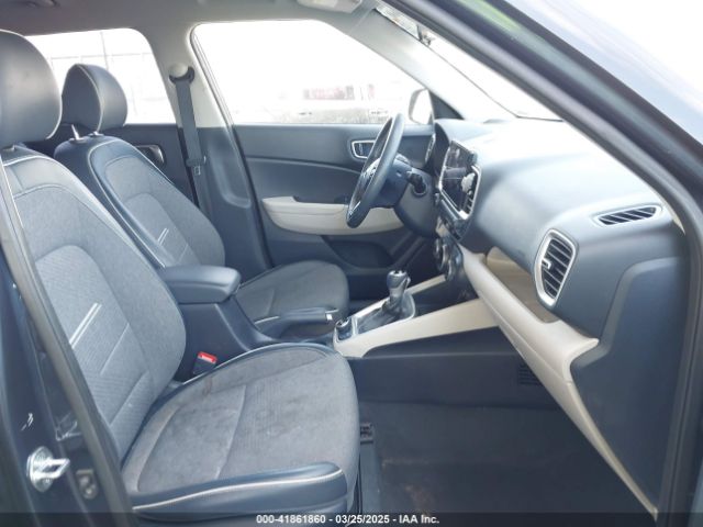 KMHRC8A31NU183510 Hyundai Venue Limited