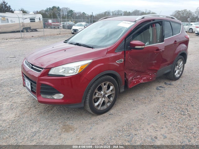 1FMCU9J9XFUA20823 Ford Escape Titanium