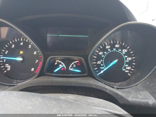 1FMCU9J9XFUA20823 Ford Escape Titanium