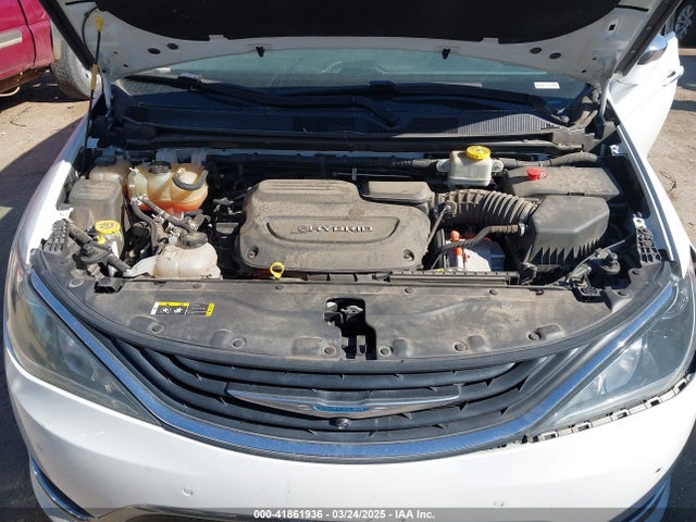 2C4RC1N75JR124699 Chrysler Pacifica Hybrid Limited