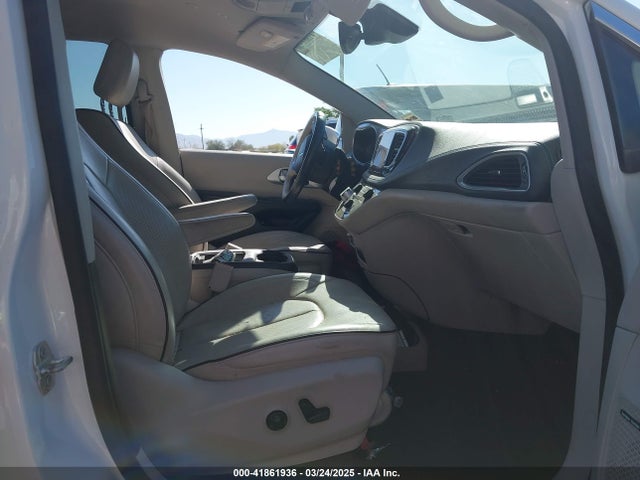 2C4RC1N75JR124699 Chrysler Pacifica Hybrid Limited