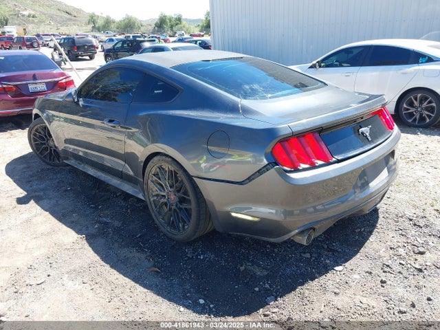 1FA6P8AM8G5303617 Ford Mustang V6