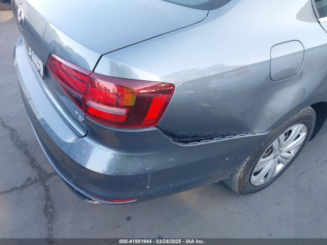 3VW2B7AJ9HM233500 Volkswagen Jetta 1.4t S