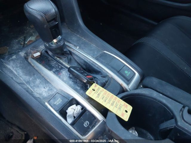 2HGFC2F66KH550182 Honda Civic Lx