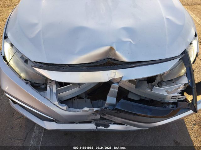 2HGFC2F66KH550182 Honda Civic Lx