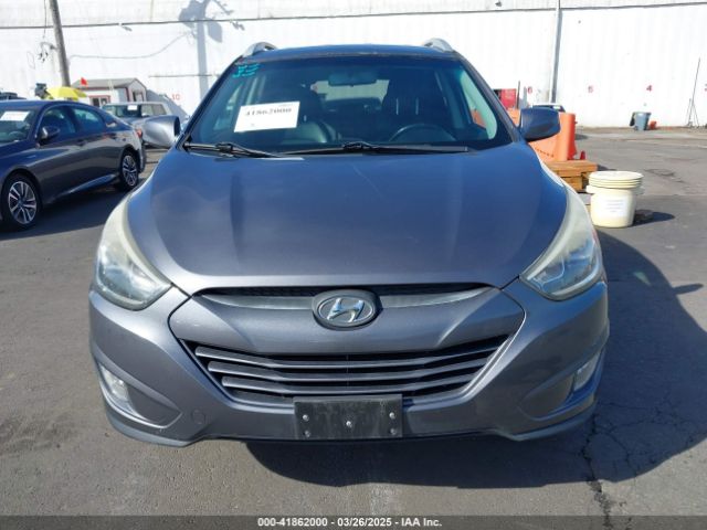 KM8JUCAG6FU008672 Hyundai TUCSON SE