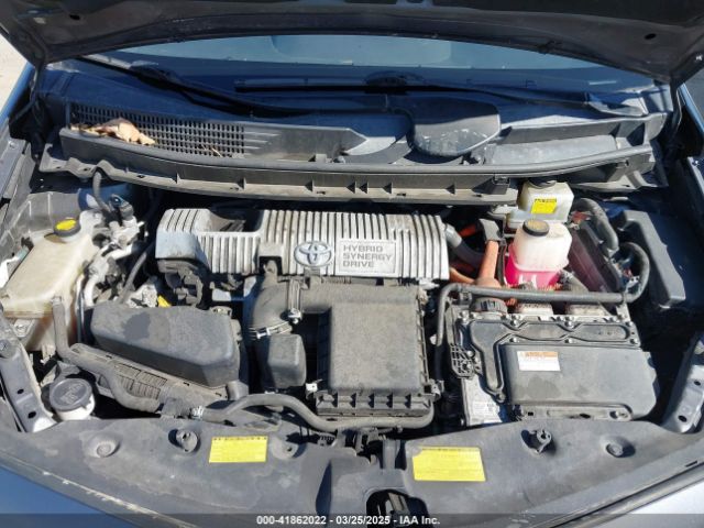 JTDZN3EU2E3293587 Toyota Prius V Five