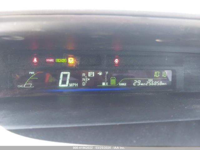 JTDZN3EU2E3293587 Toyota Prius V Five