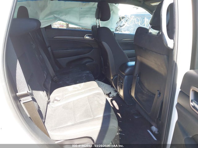 1C4RJFAG8HC959093 Jeep Grand Cherokee Laredo 4x4
