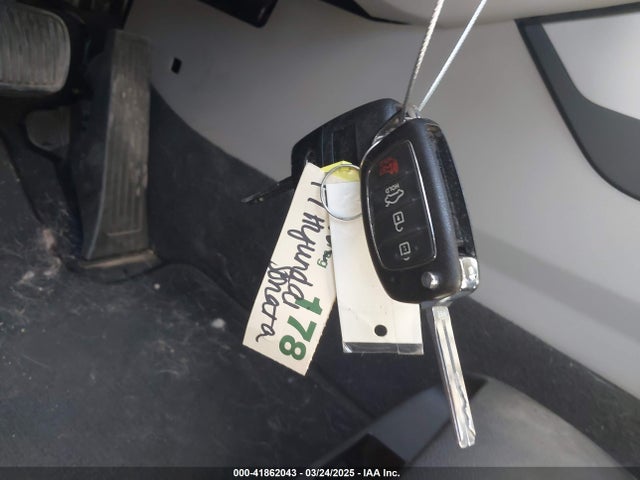 5NPE24AF4HH556403 Hyundai SONATA SE