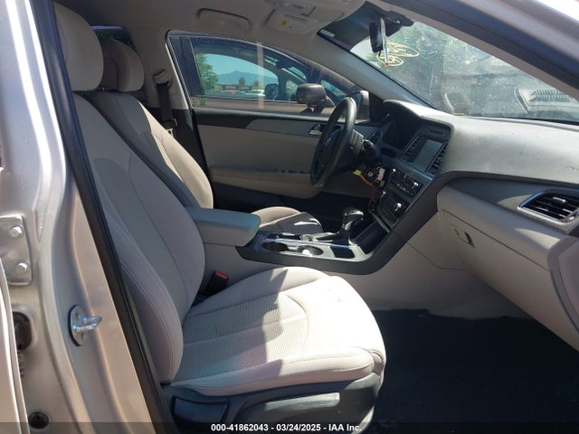 5NPE24AF4HH556403 Hyundai SONATA SE