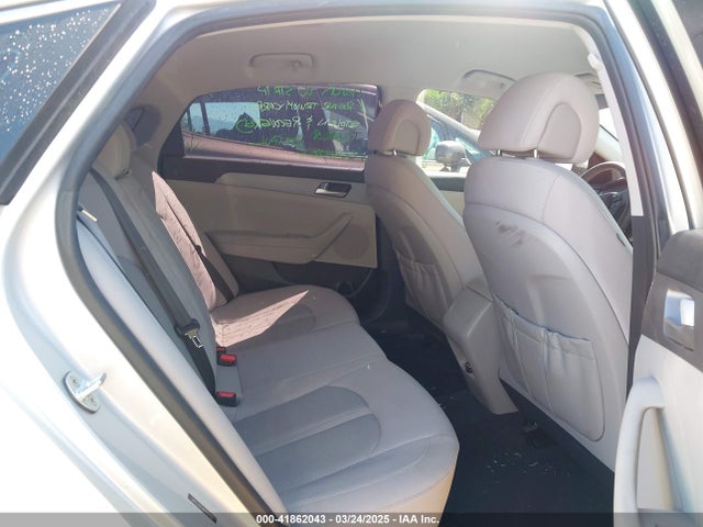 5NPE24AF4HH556403 Hyundai SONATA SE