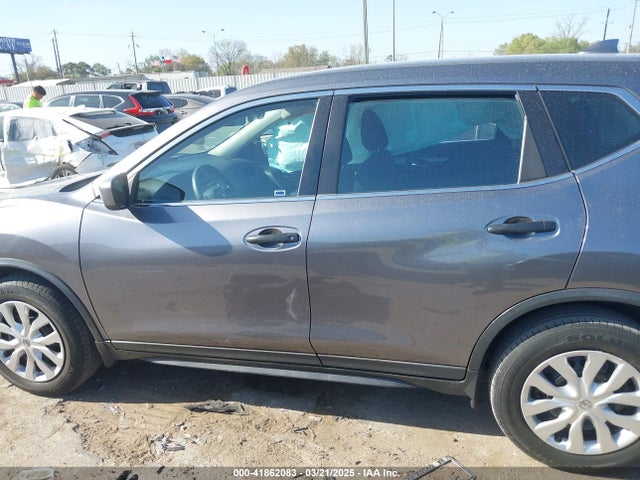 Nissan ROGUE S 2017 KNMAT2MTXHP606680 Image 14