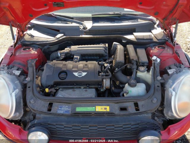 2010 MINI COOPER WMWMF3C52ATZ64556 Photo 9