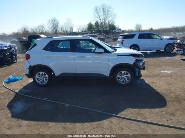 KMHRC8A32LU035900 Hyundai Venue Sel