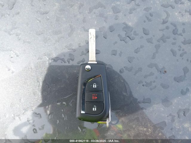 2T3MWRFV5NW130950 Toyota Rav4 Hybrid Le