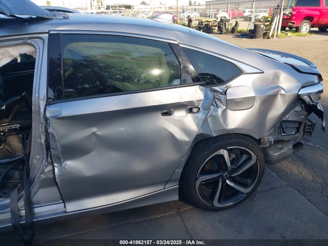 1HGCV1F33LA125497 Honda Accord Sport