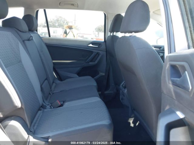 3VV1B7AX0KM043032 Volkswagen Tiguan 2.0t S