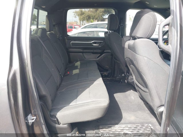 RAM 1500 2019 1C6RREFT3KN601556 Image 8