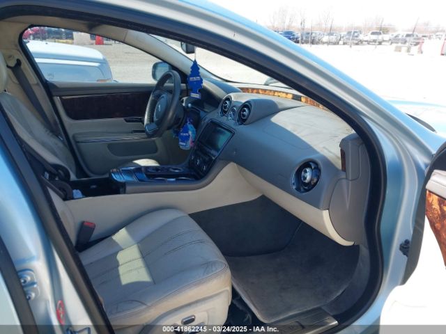 2012 JAGUAR XJ SAJWA1CB6CLV22792 Photo 4