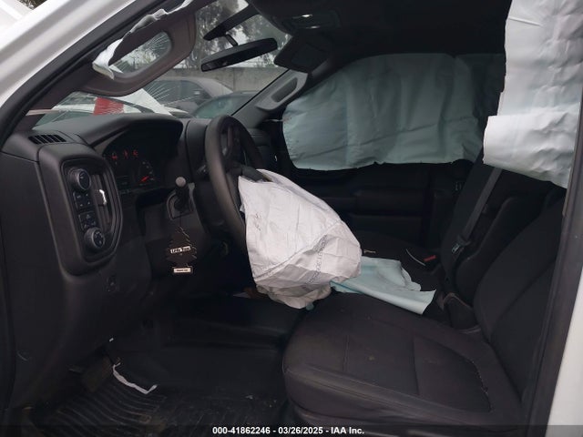 3GCUYAEF2MG352527 Chevrolet Silverado 1500 4wd  Short Bed Wt