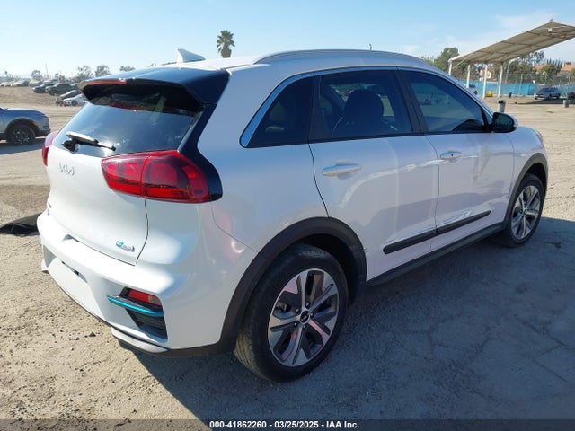 KNDCC3LG1N5160736 KIA Niro Ev S