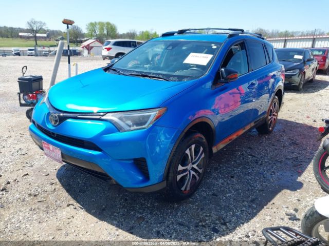 2T3ZFREV2HW404424 Toyota RAV4 LE