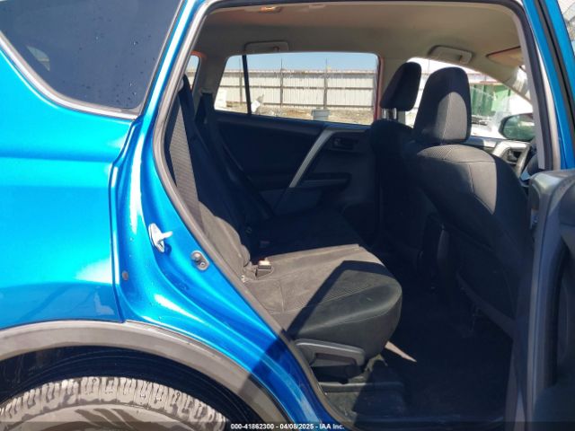 2T3ZFREV2HW404424 Toyota RAV4 LE