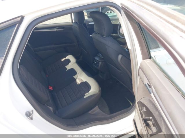 3FA6P0H74GR145906 Ford FUSION SE
