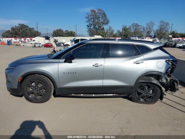 3GNKBCR47RS125584 Chevrolet Blazer Fwd 2lt