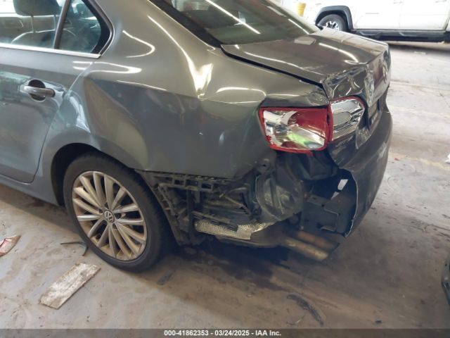 3VWL17AJ8EM388218 Volkswagen Jetta 1.8t Sel