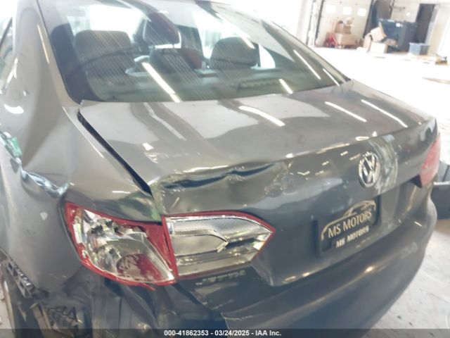 3VWL17AJ8EM388218 Volkswagen Jetta 1.8t Sel