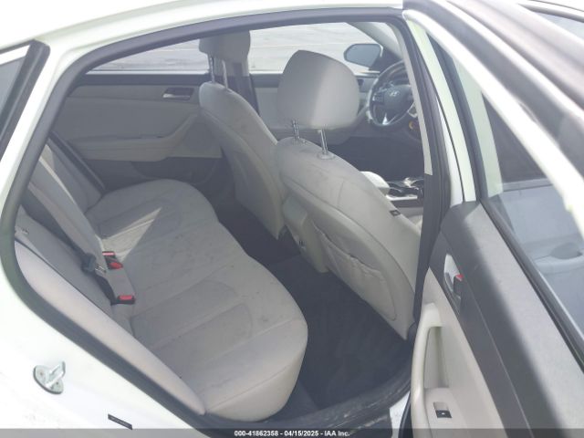 5NPE24AF1JH682871 Hyundai SONATA SE