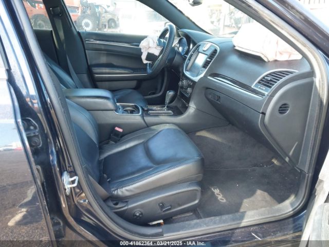 2011 CHRYSLER 300 2C3CA5CG3BH573543 Photo 4