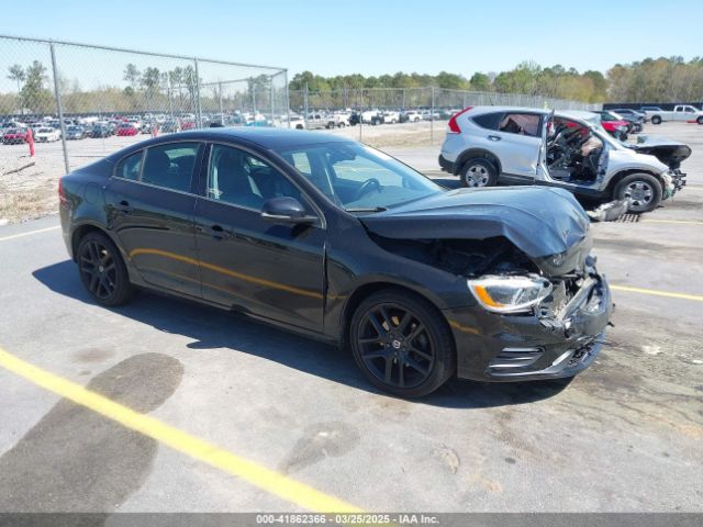 2018 VOLVO S60 YV126MFL0J2455110
