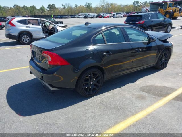 2018 VOLVO S60 YV126MFL0J2455110 Photo 3