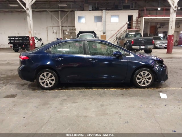 Toyota COROLLA LE 2022 5YFEPMAE9NP366362 Image 14