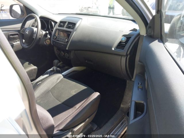 4A4AP3AUXEE003879 Mitsubishi Outlander Sport Es