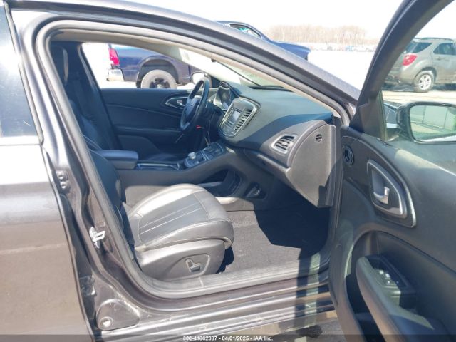 1C3CCCEG9FN530575 Chrysler 200 C
